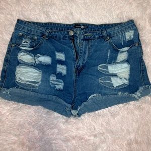Boohoo distressed high waist Jean shorts